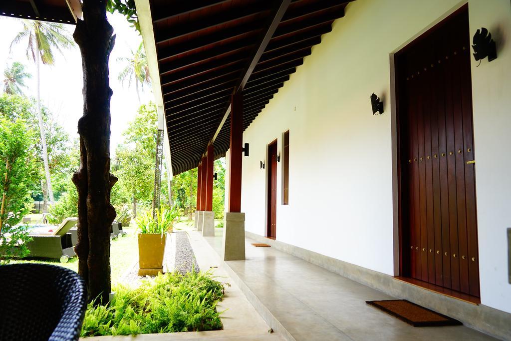 Lespri Grand Hotel Negombo Cameră foto